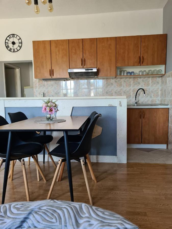 Apartman Roza 2 โพลเช ภายนอก รูปภาพ